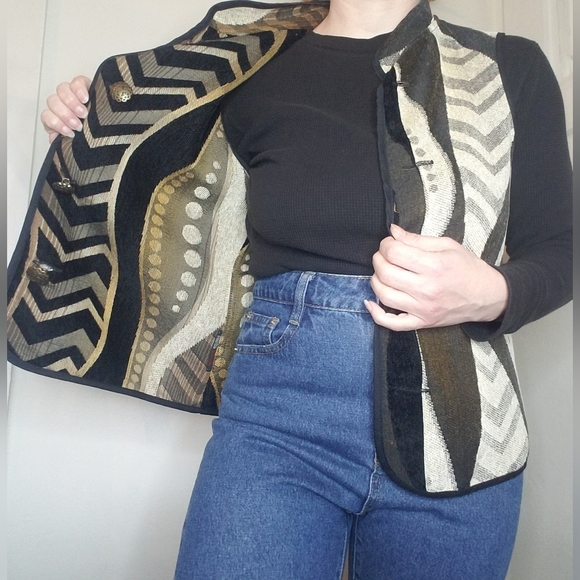 *SOLD*Bohemian Tapestry Vest Reversible Button Front EarthTones Abstract. - Picture 6 of 15